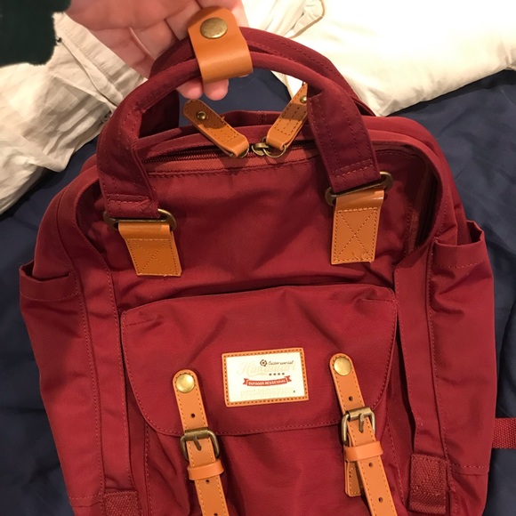 red backpack - Picture 2 of 7